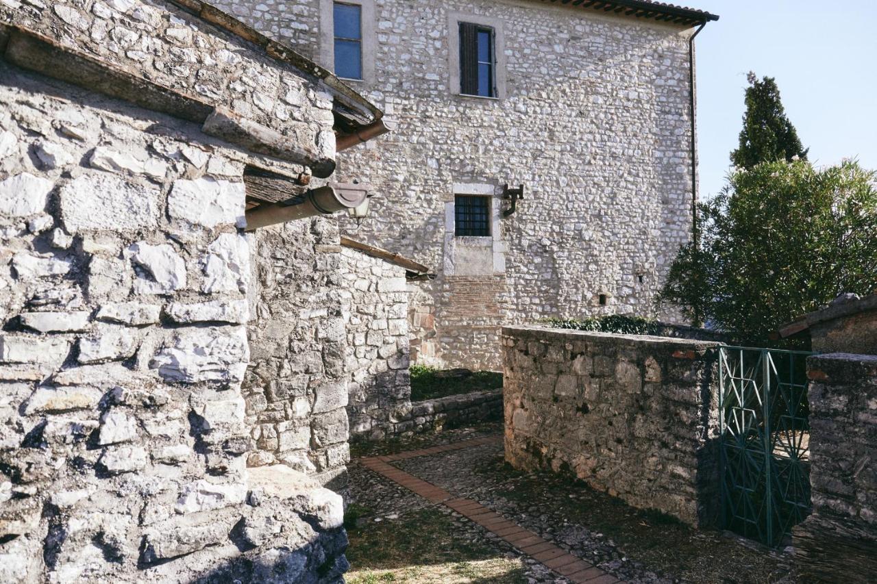 Albergo Diffuso Crispolti Labro Bagian luar foto