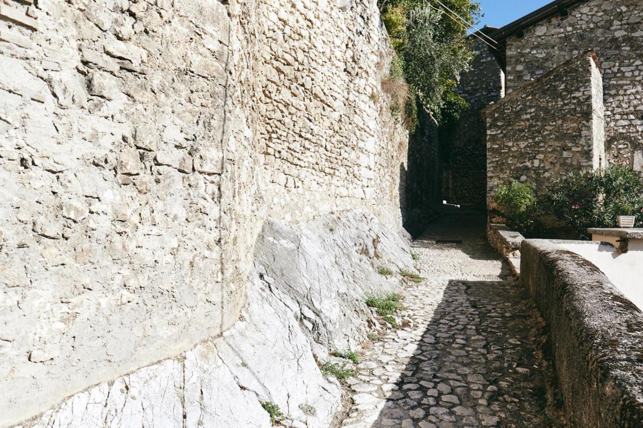 Albergo Diffuso Crispolti Labro Bagian luar foto
