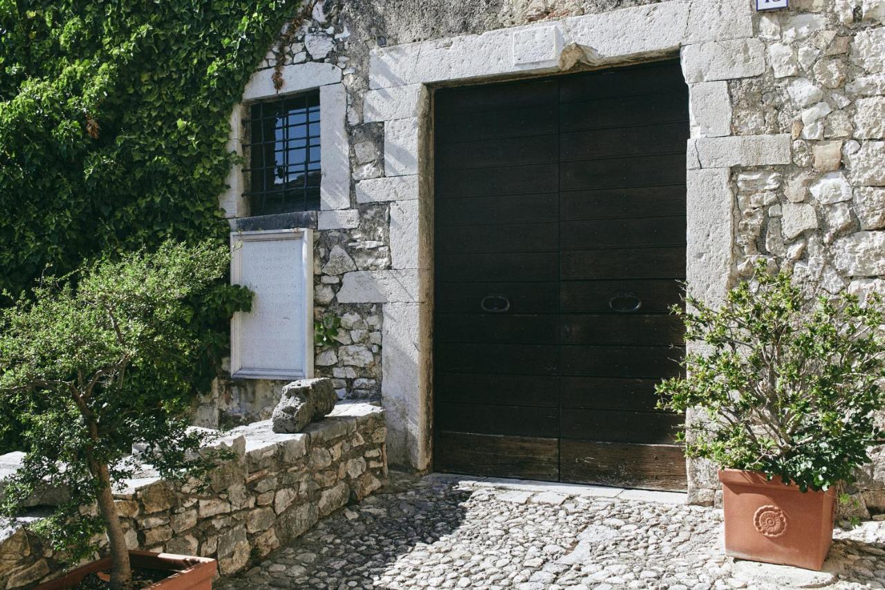 Albergo Diffuso Crispolti Labro Bagian luar foto